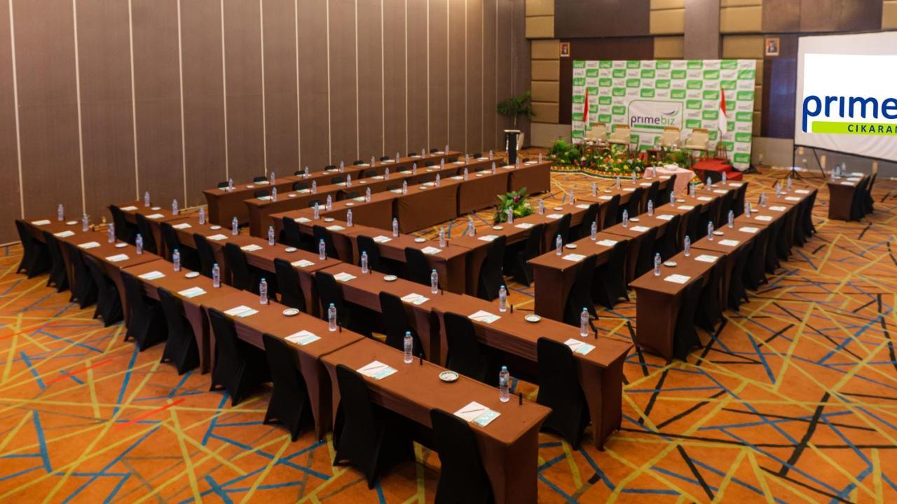Hotel Primebiz Cikarang Exterior foto