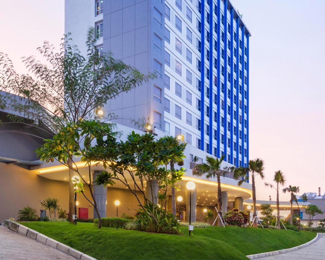 Hotel Primebiz Cikarang Exterior foto