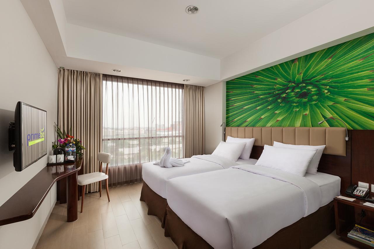 Hotel Primebiz Cikarang Exterior foto